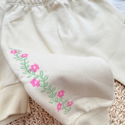 Conj. Blusa de Moletom com Capuz Ratinha e Calça com Flores - Areia